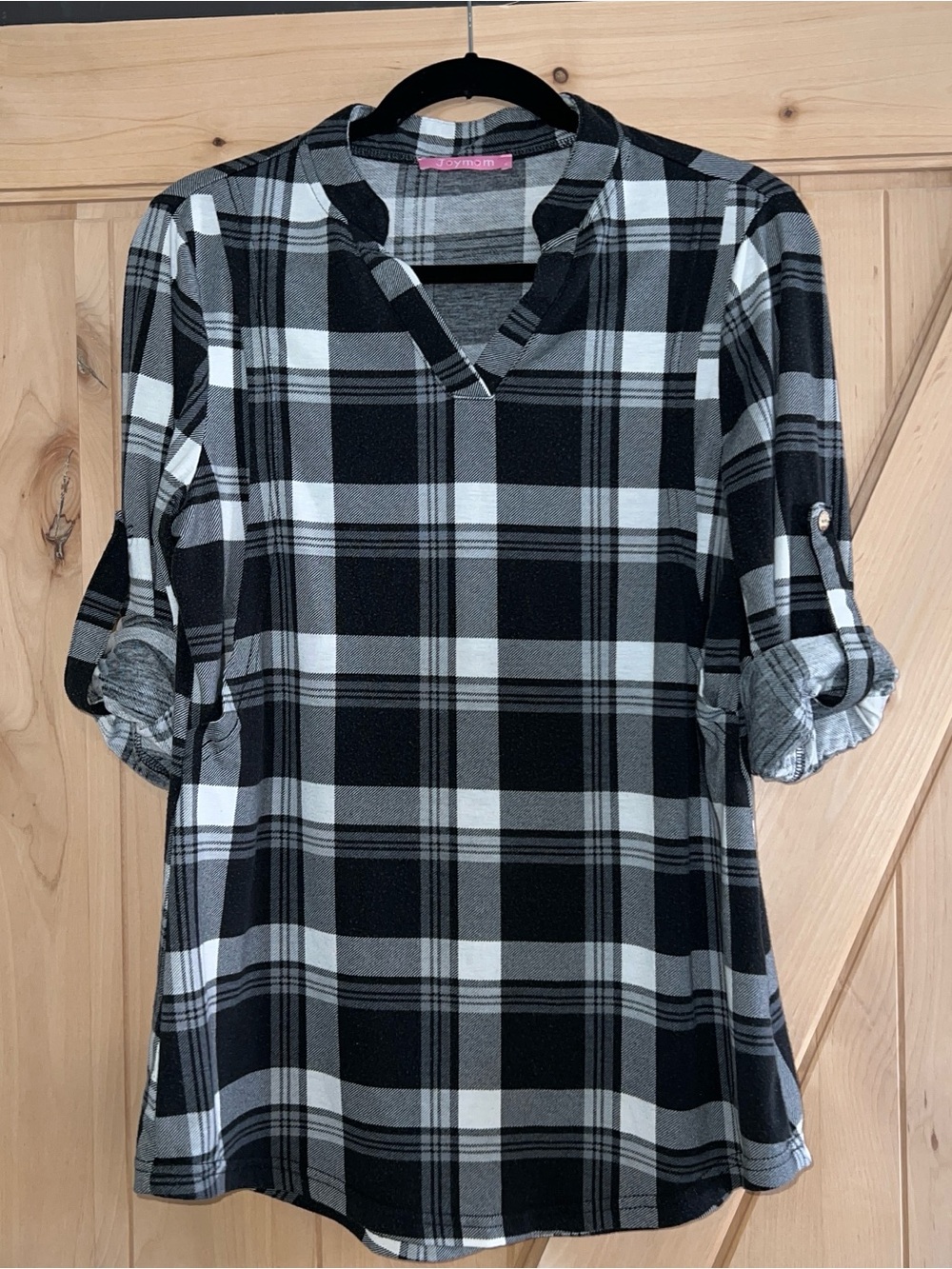 Convertible Sleeve Plaid Tunic Top for Nursing or Breastfeeding - Black & Gray